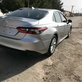 Toyota Camry 2022