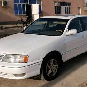 Toyota Avalon 1999