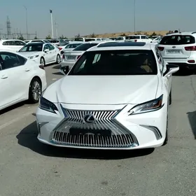 Lexus ES 350 2019