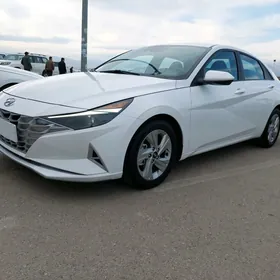 Hyundai Elantra 2021