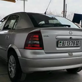 Opel Astra 2001