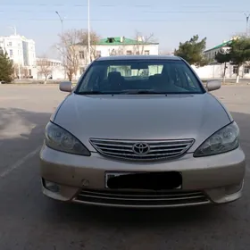 Toyota Camry 2003