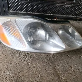 Toyota Avalon öň fara