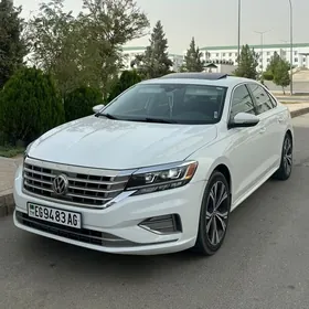 Volkswagen Passat 2021