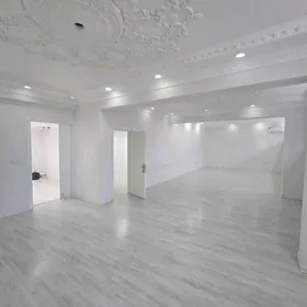 Gurtly hususy podwal 210m²