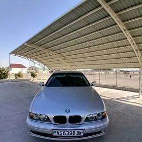 BMW E39 1998
