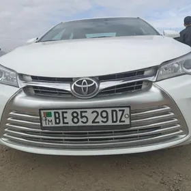 Toyota Camry 2016