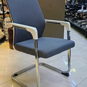 Stul lyza seryy.Стул лыжа