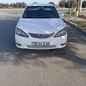Toyota Camry 2004