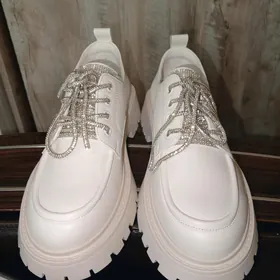 Женские туфли