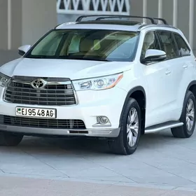 Toyota Highlander 2015