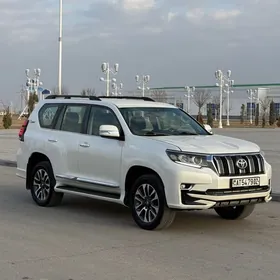 Toyota Land Cruiser Prado 2011