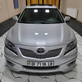 Toyota Camry 2011