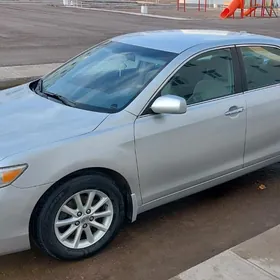 Toyota Camry 2011
