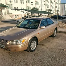 Toyota Camry 1998