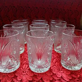 Посуда для кухни и офиса.