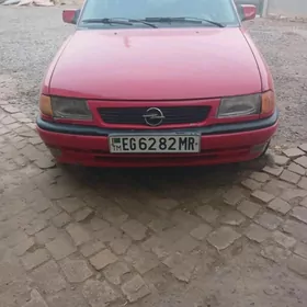 Opel Frontera 1993