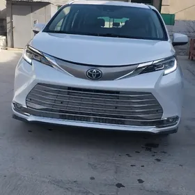 Toyota Sienna 2023