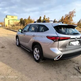 Toyota Highlander 2022