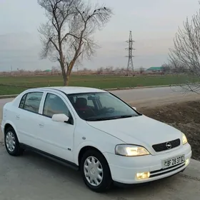 Opel Astra 2004