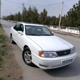Toyota Avalon 1999