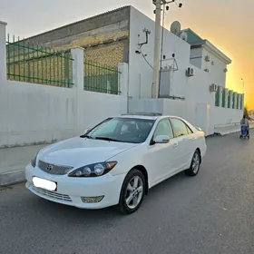 Toyota Camry 2005