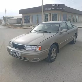 Toyota Avalon 1999