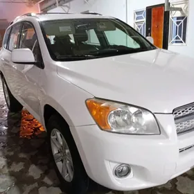 Toyota RAV4 2010