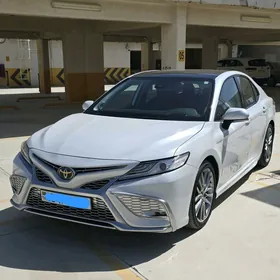 Toyota Camry 2023
