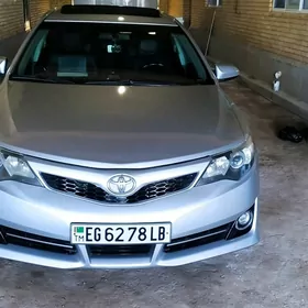 Toyota Camry 2012