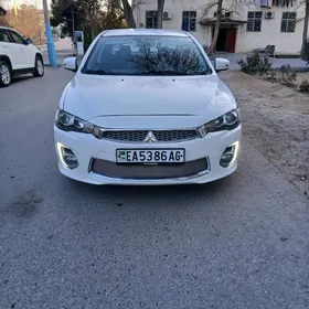 Mitsubishi Lanser 2017