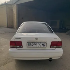 Toyota Camry 1994