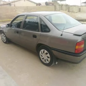 Opel Vectra 1989