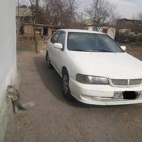 Nissan Sunny 1999