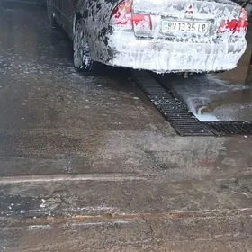 Mitsubishi Diamante 1995