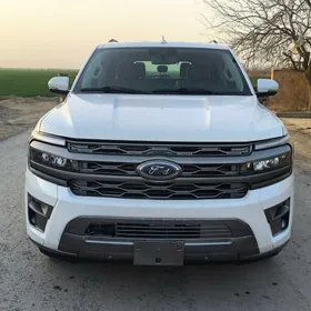 Ford Expedition 2022