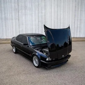 e34 sroky kapot arassa