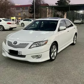 Toyota Camry 2010