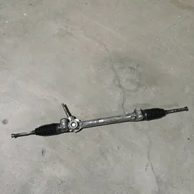 Yaris 06-12 Rulewoy reyka