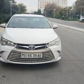 Toyota Camry 2016