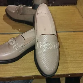 Туфли женские.