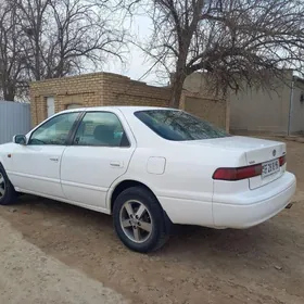Toyota Camry 1999