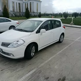 Nissan Versa 2009