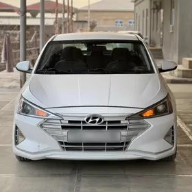 Hyundai Elantra 2020