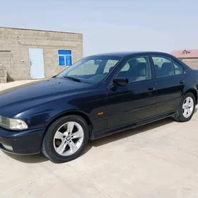 BMW E39 1998