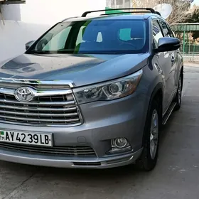 Toyota Highlander 2015