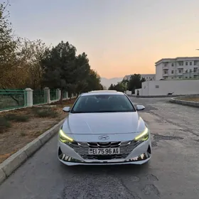 Hyundai Elantra 2021