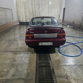 Toyota Corolla 1994