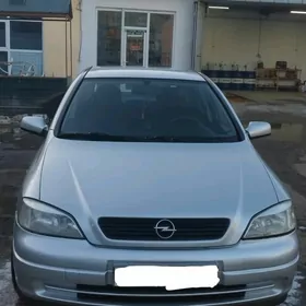 Opel Astra 2000