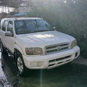 Nissan Pathfinder 2001